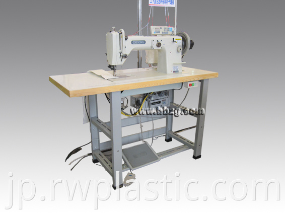 Up and down synchronous feeding sewing machine